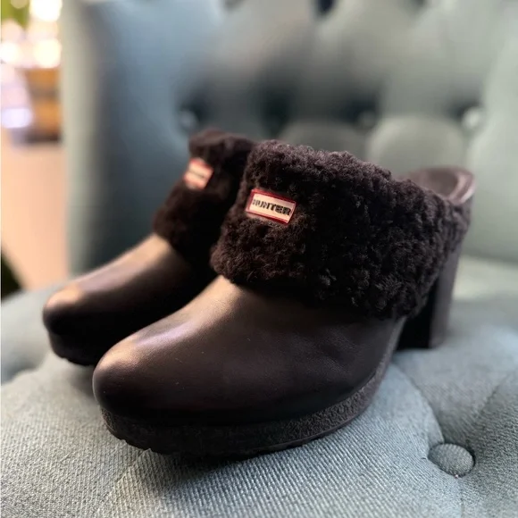 Hunter Black Fur Mules - Picture 4 of 10